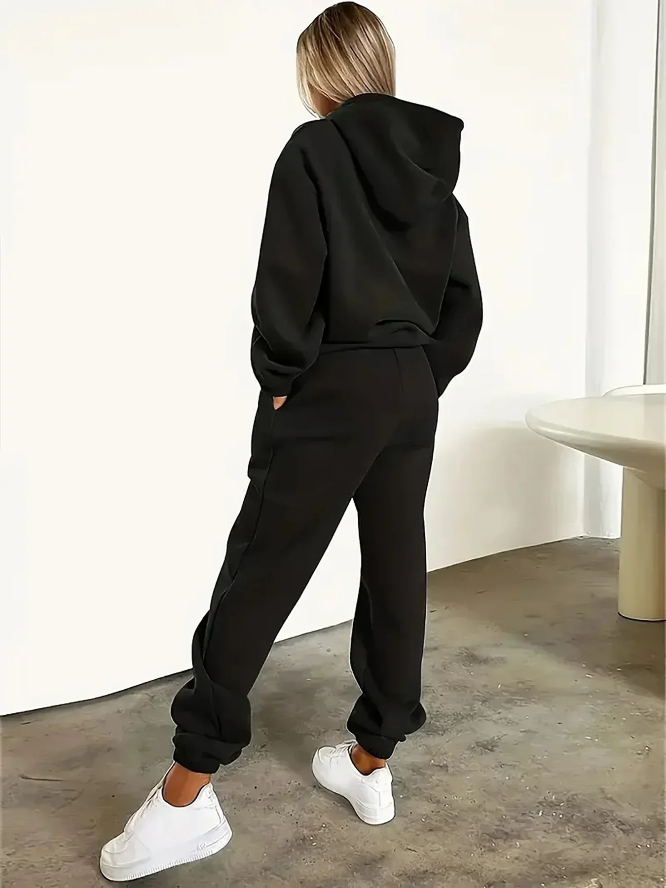 بدلة رياضية نسائية، ملابس رياض - مراجعة Winter Clothing For Women وسعره